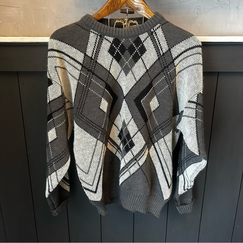 Men's‎ Vintage Look Gray White Black Knit Pattern Sweater Size Large